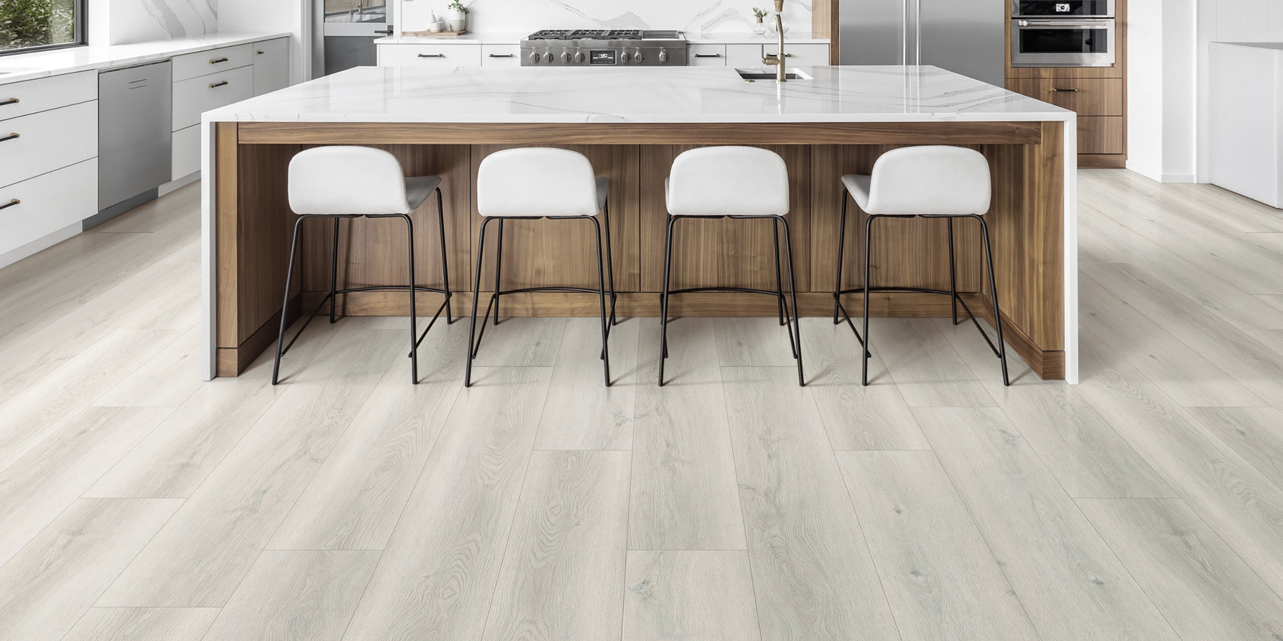 ALLENE_LVT_KitchenIsland